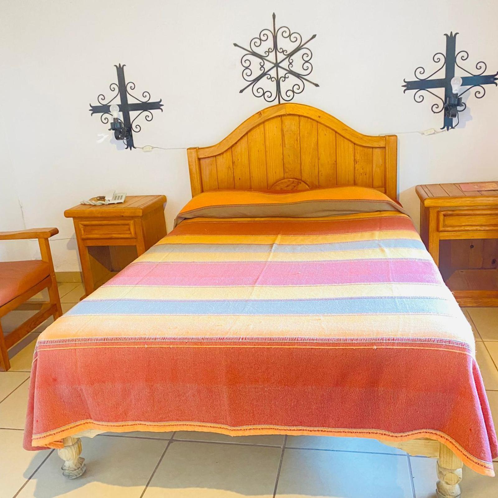 Hotel Pie de la Sierra Uruapan  Extérieur photo