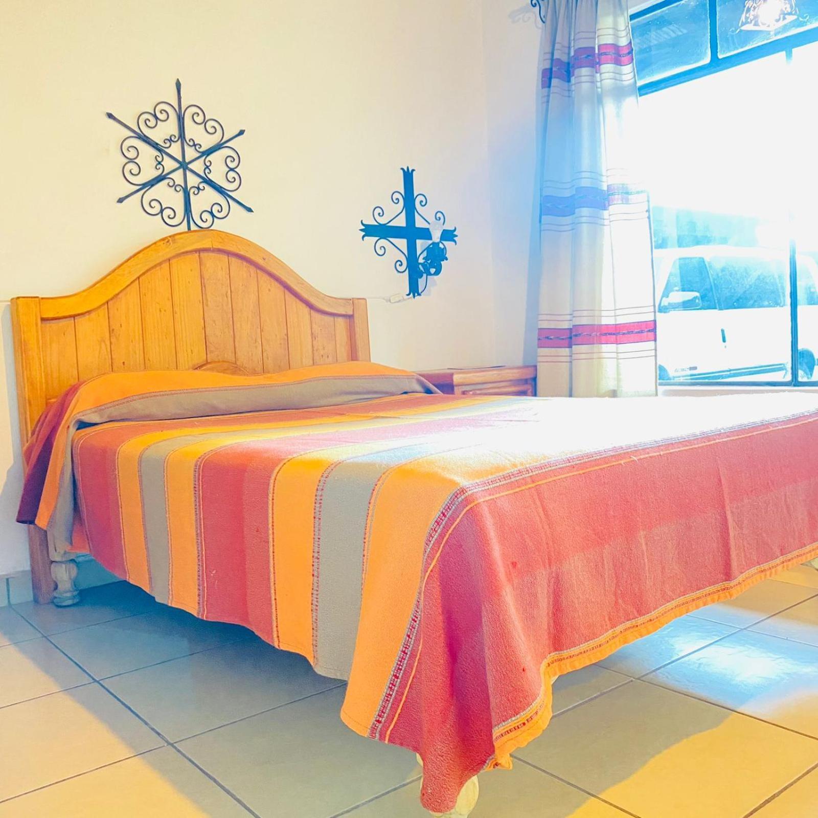 Hotel Pie de la Sierra Uruapan  Extérieur photo