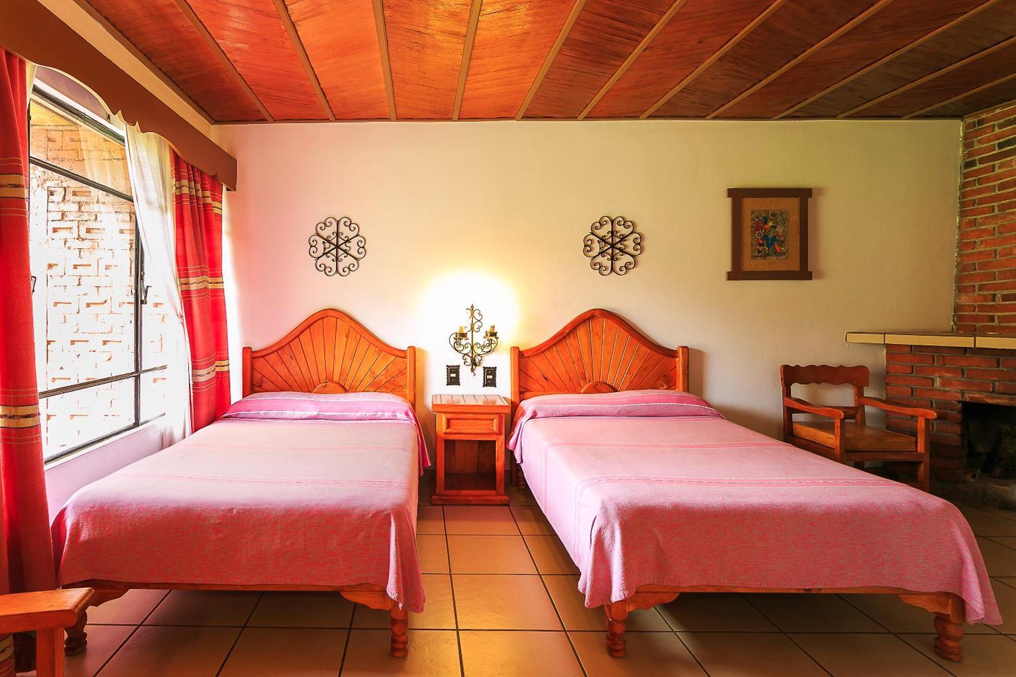Hotel Pie de la Sierra Uruapan  Extérieur photo
