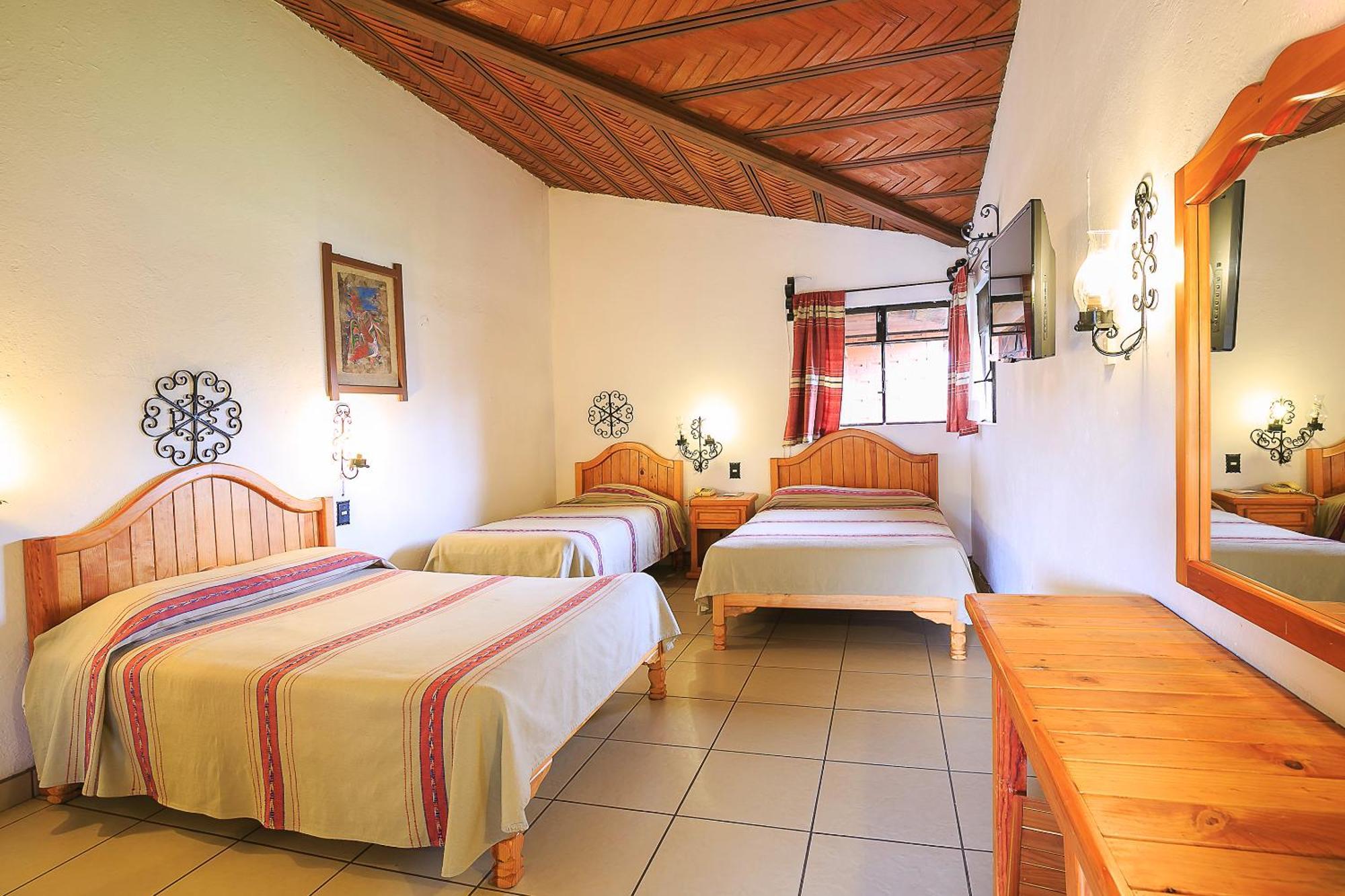 Hotel Pie de la Sierra Uruapan  Extérieur photo