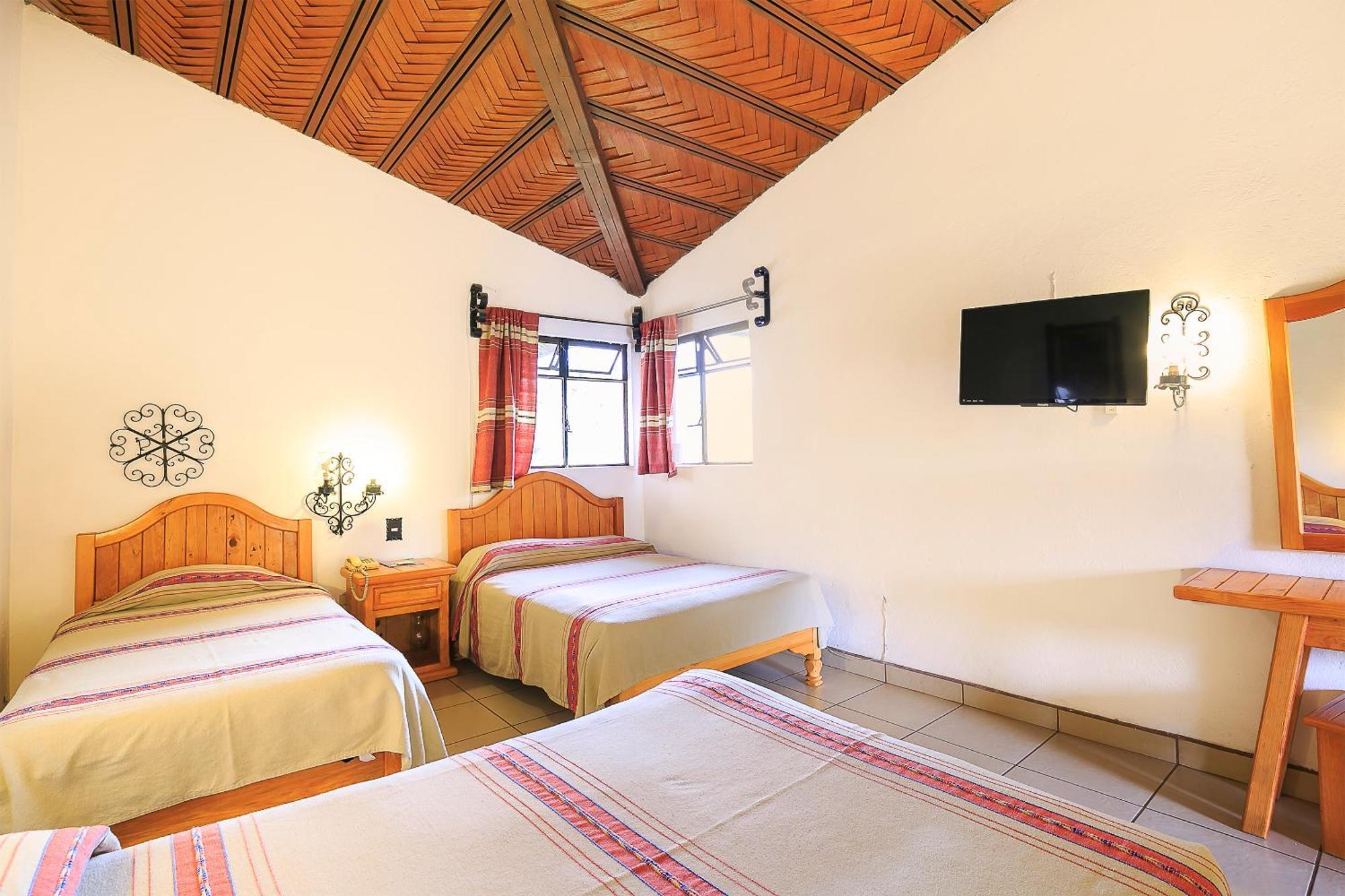Hotel Pie de la Sierra Uruapan  Extérieur photo