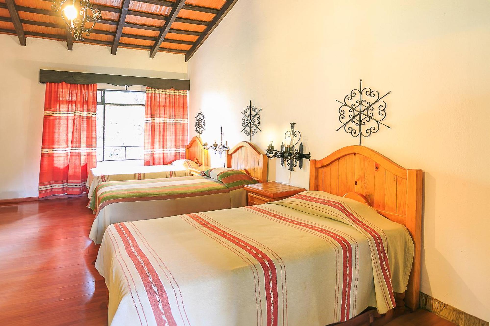 Hotel Pie de la Sierra Uruapan  Extérieur photo
