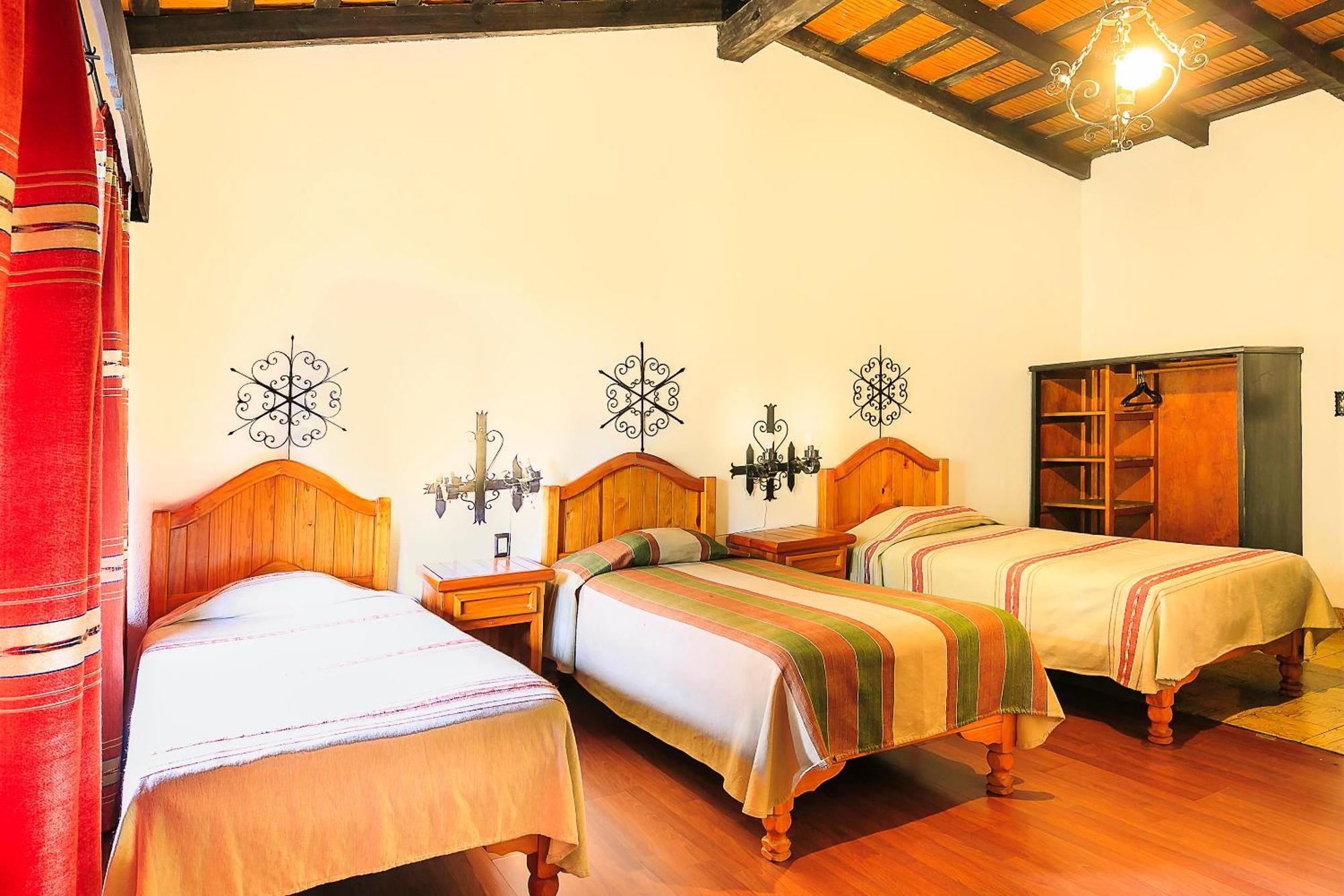 Hotel Pie de la Sierra Uruapan  Extérieur photo